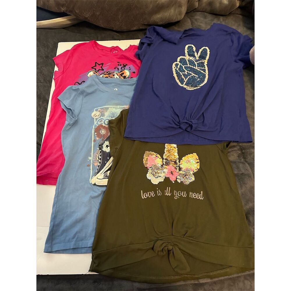 Sonoma Girls' Graphic T-Shirt Bundle Size M Multicolor Short Sleeve Casual